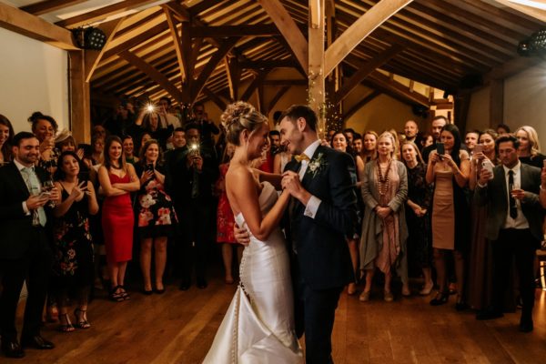 Rustic-Wedding-Venues-Dodford-Manor-Barn-Wedding-Venue-Midlands_Oak-Barn-Bride-and-Groom-First-Dance-Wedding-Ideas_Hannah-and-Phil